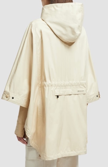 Moncler Cape À Capuche Repliable Vorassy In Nude