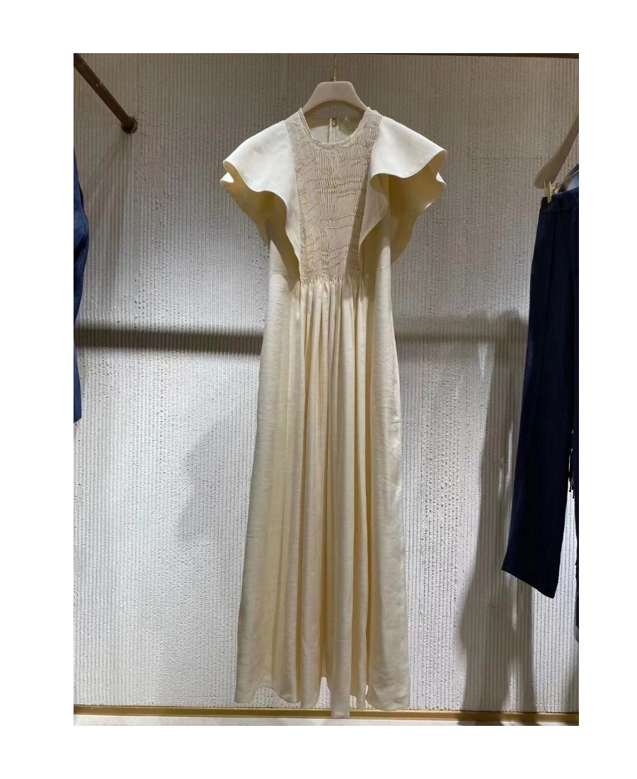 CHLOÉ A LONG DRESS 