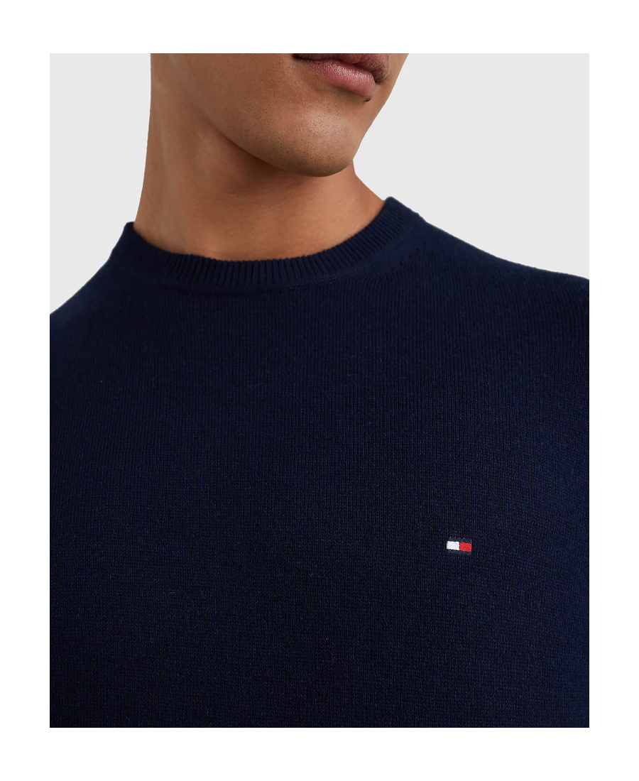Tommy Hilfiger Th Floral Word Round Neck Sweater In Black