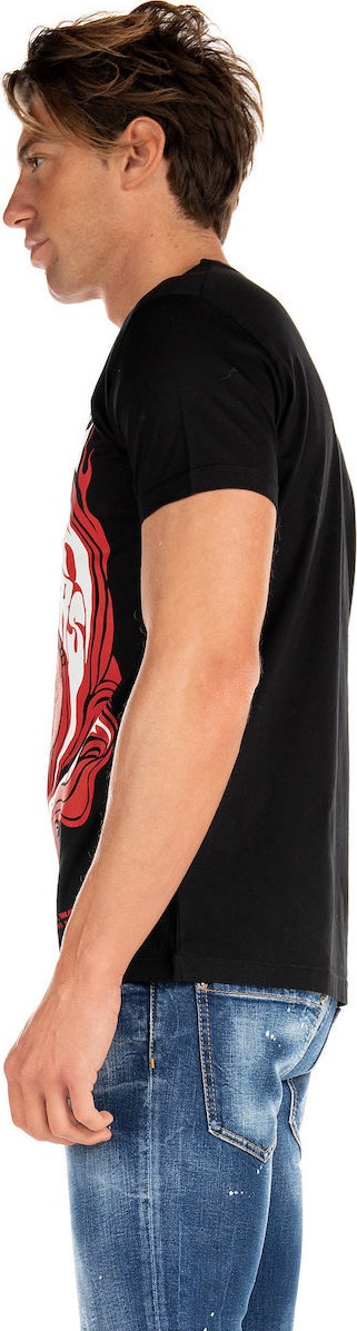 Dsquared2 Logo Printed T-shirt In Black