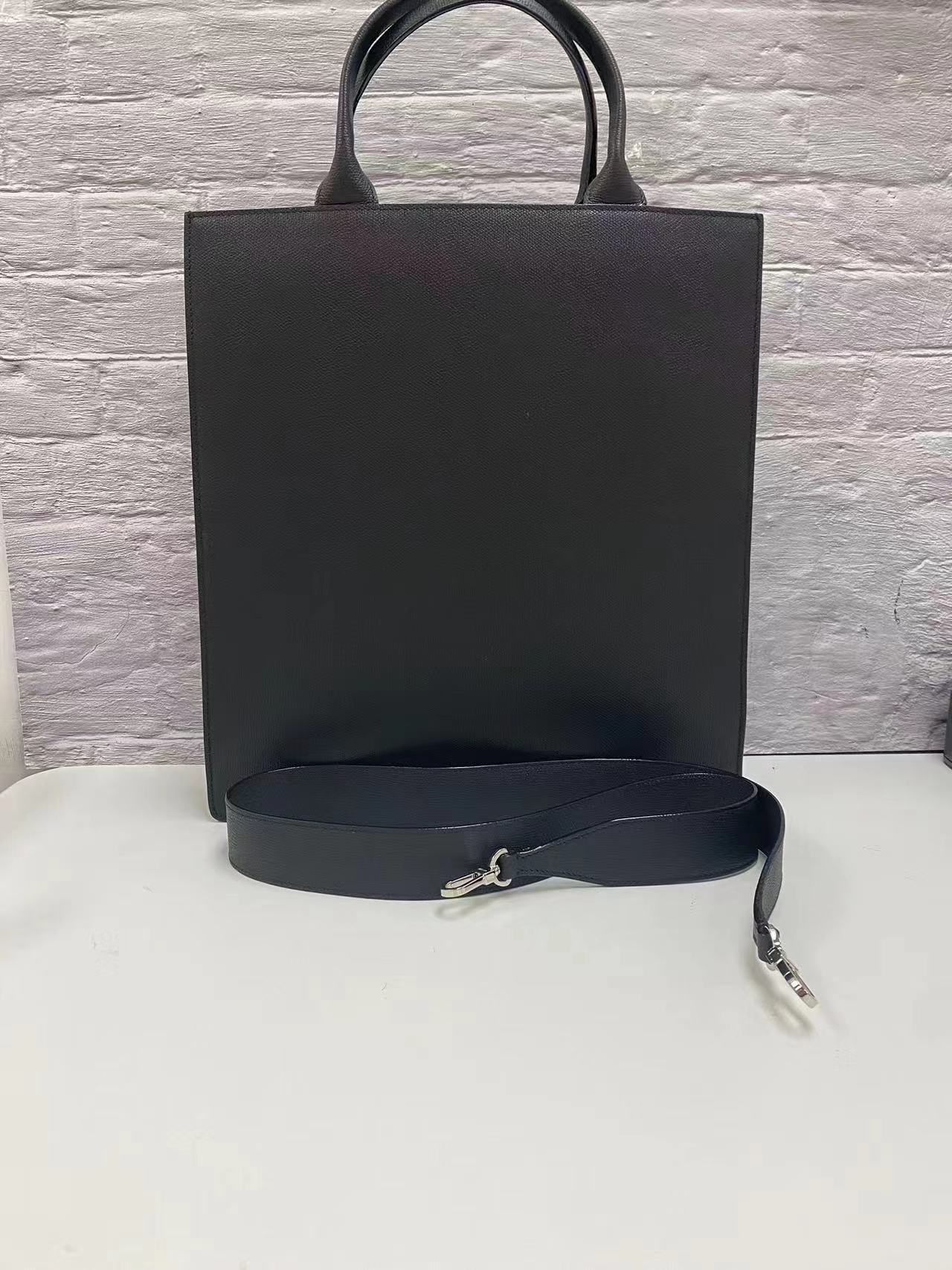 Valextra Boxy Medium Top Handle Bag In Black