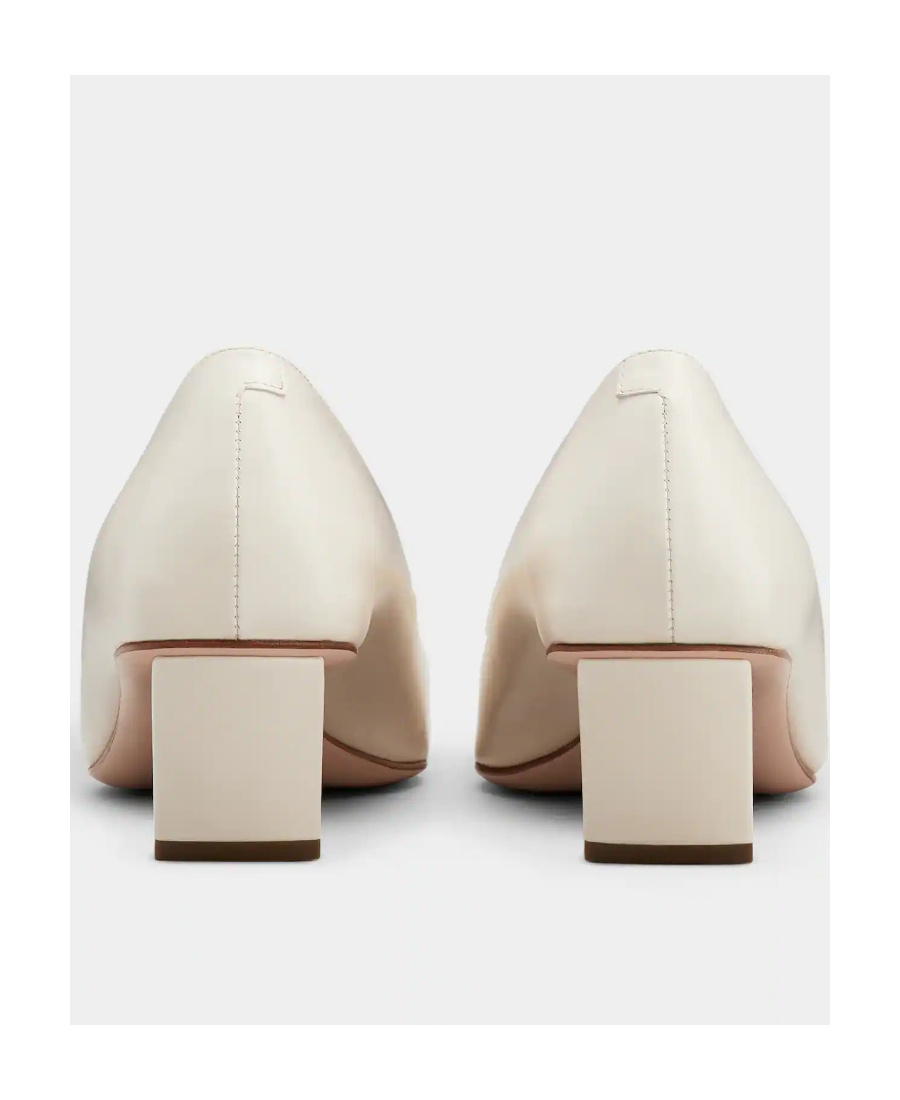 Roger Vivier Belle Vivier 45 Mother-of-pearl Buckle Pumps In Leather In White