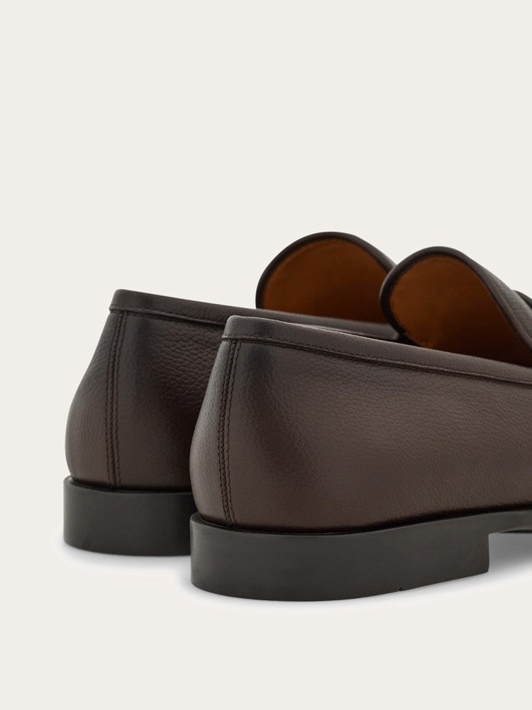 Ferragamo Leather Penny Loafers In Black