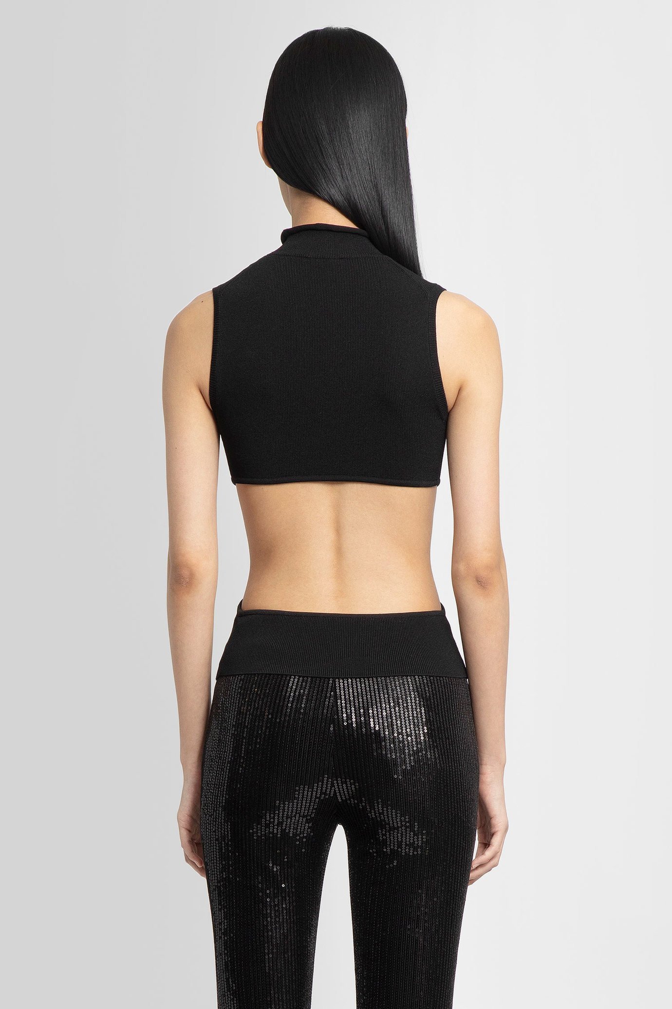 We11 Done Ribbed-knit Cut-out Top In Black