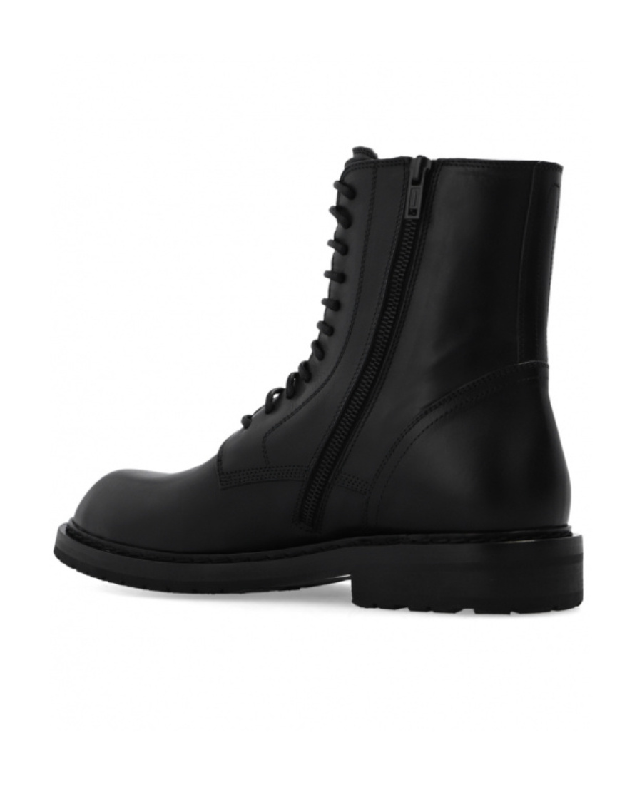 Ann Demeulemeester Lacing Ankle Boots In Black