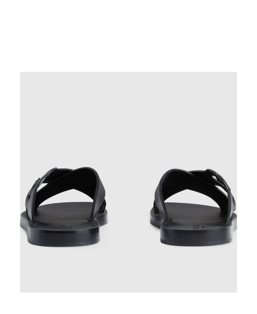 Gucci Gg-motif Leather Slippers In Black