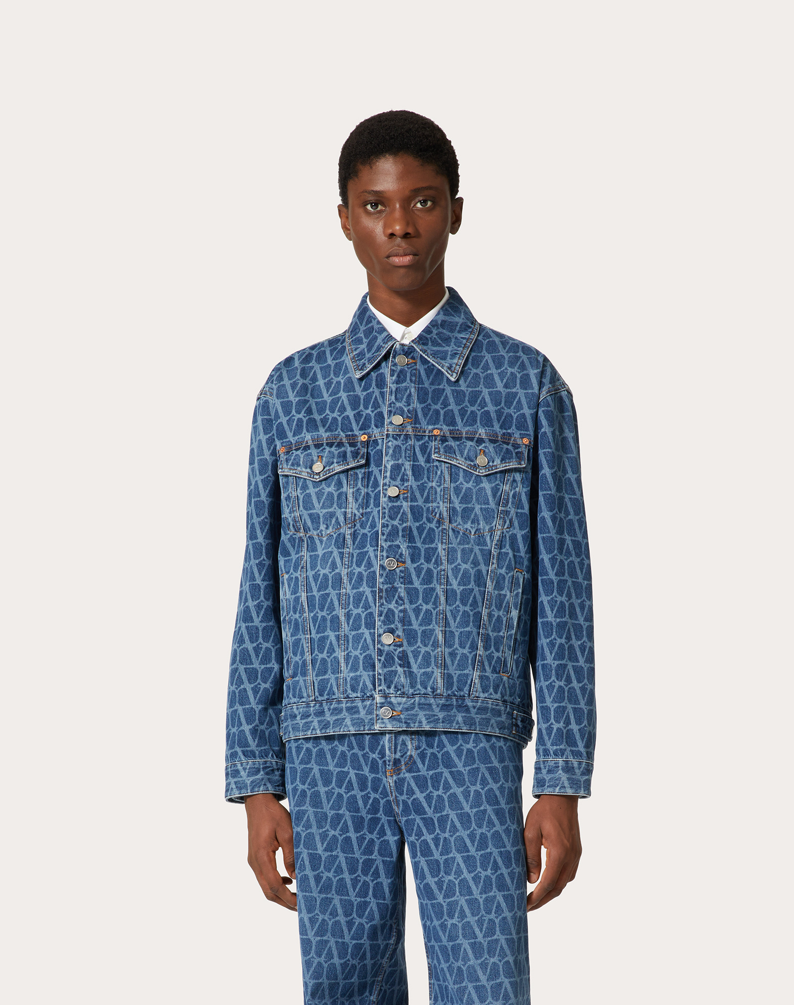 Valentino Blue Toile Iconographe Denim Jacket In Medium Blue Denim