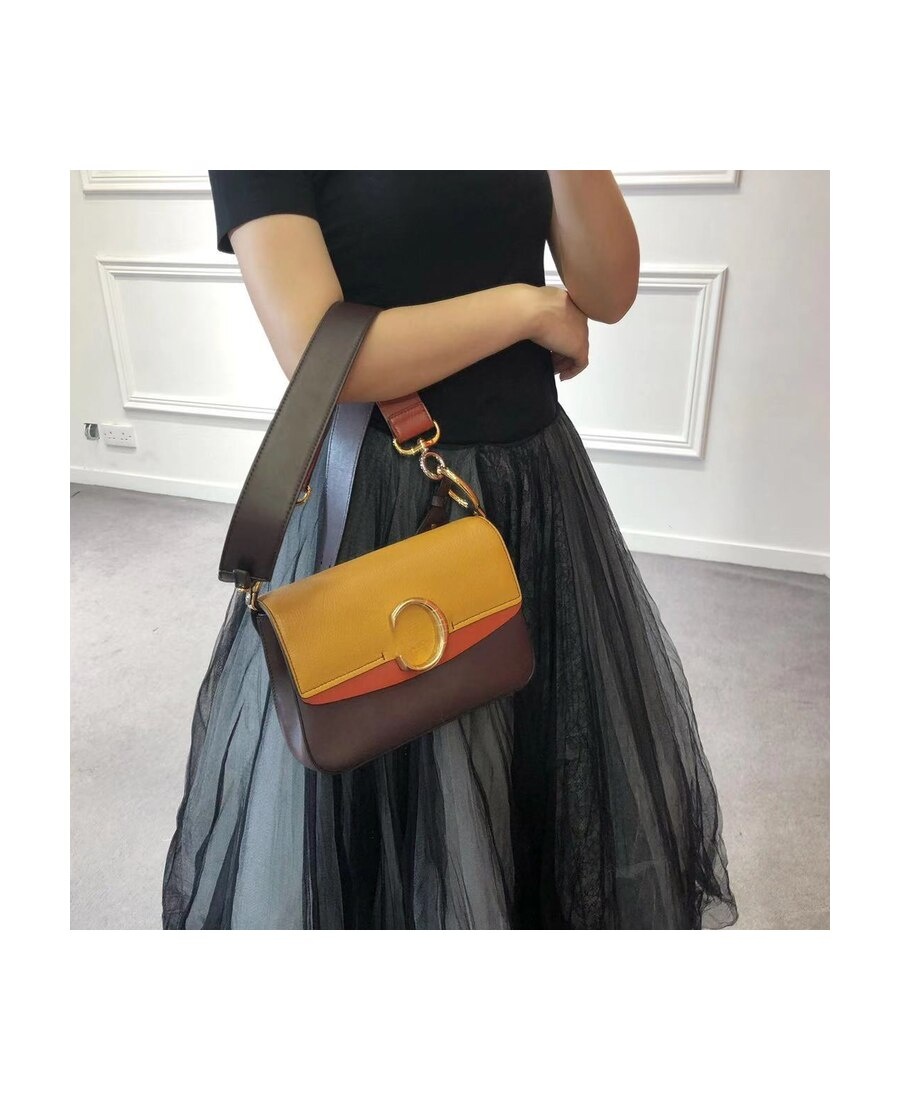 Chloé Color Matching C-button Shoulder Bag In Brown