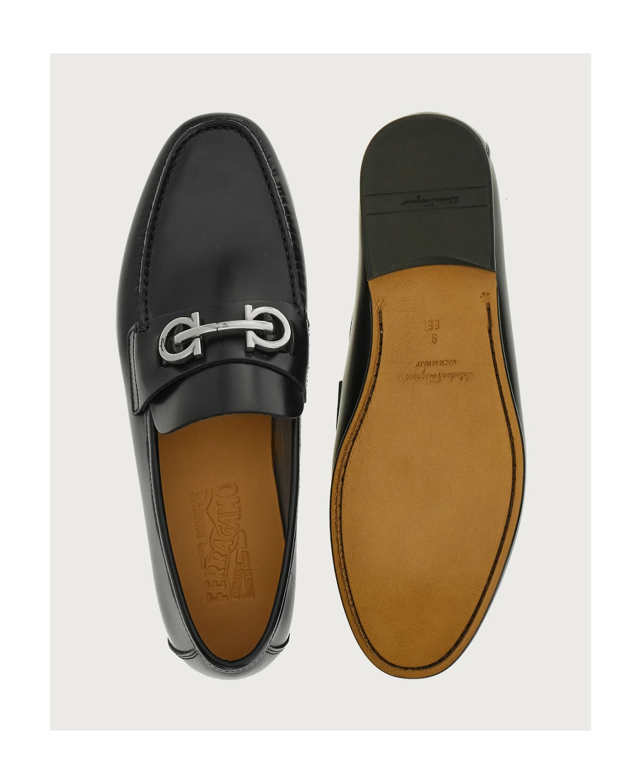 Ferragamo Galileo Gancini Buckle Leather Loafers In Red