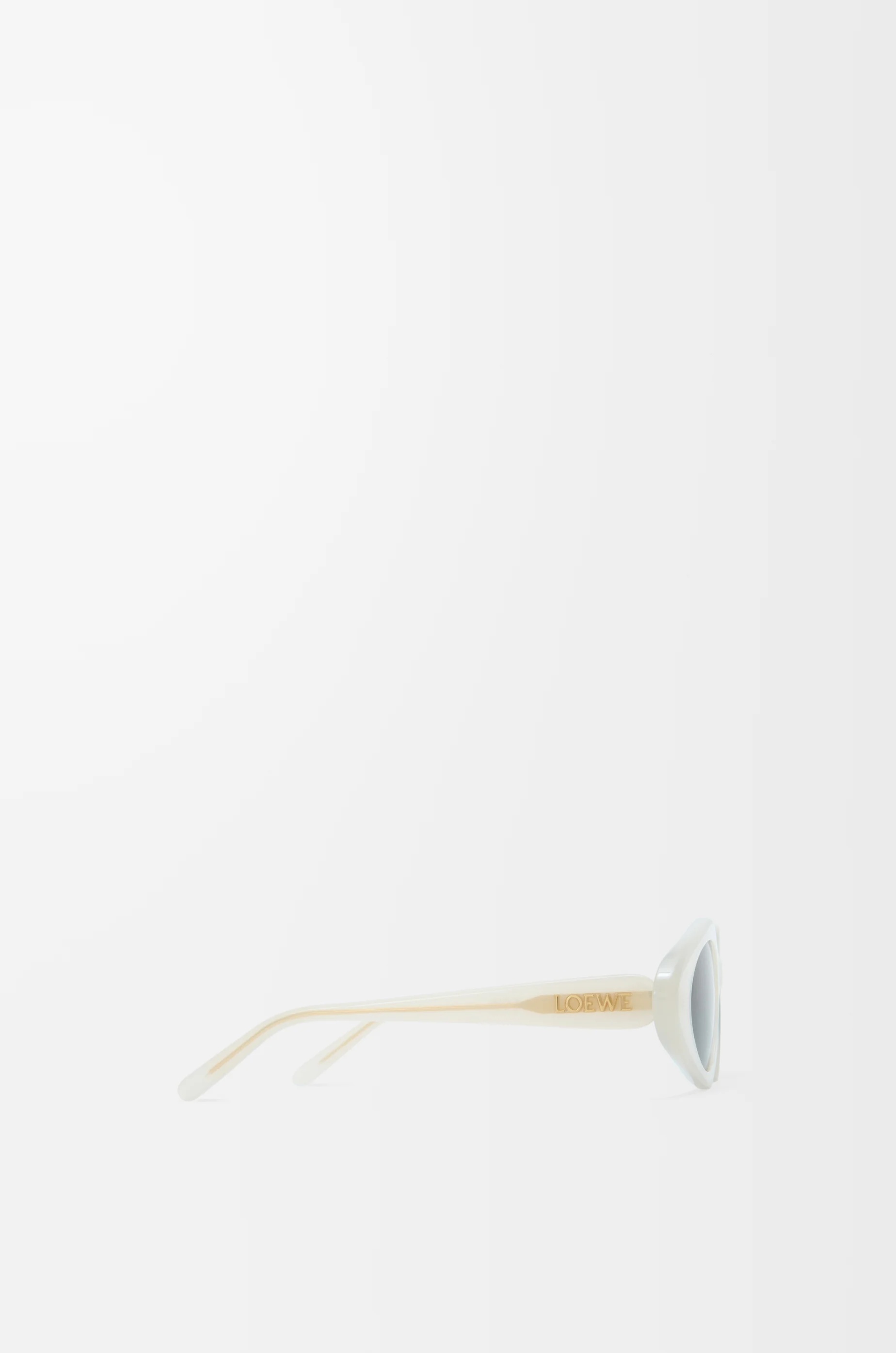 Loewe Triangle Slim Sunglasses In White