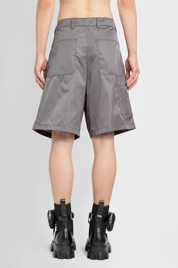 Prada Button Zipper Shorts In Gray
