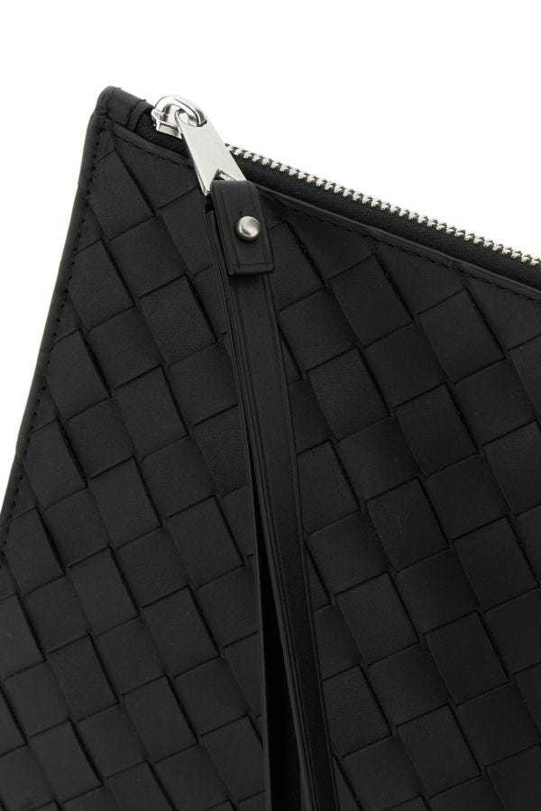 Bottega Veneta Medium Intreciato Clutch In Black