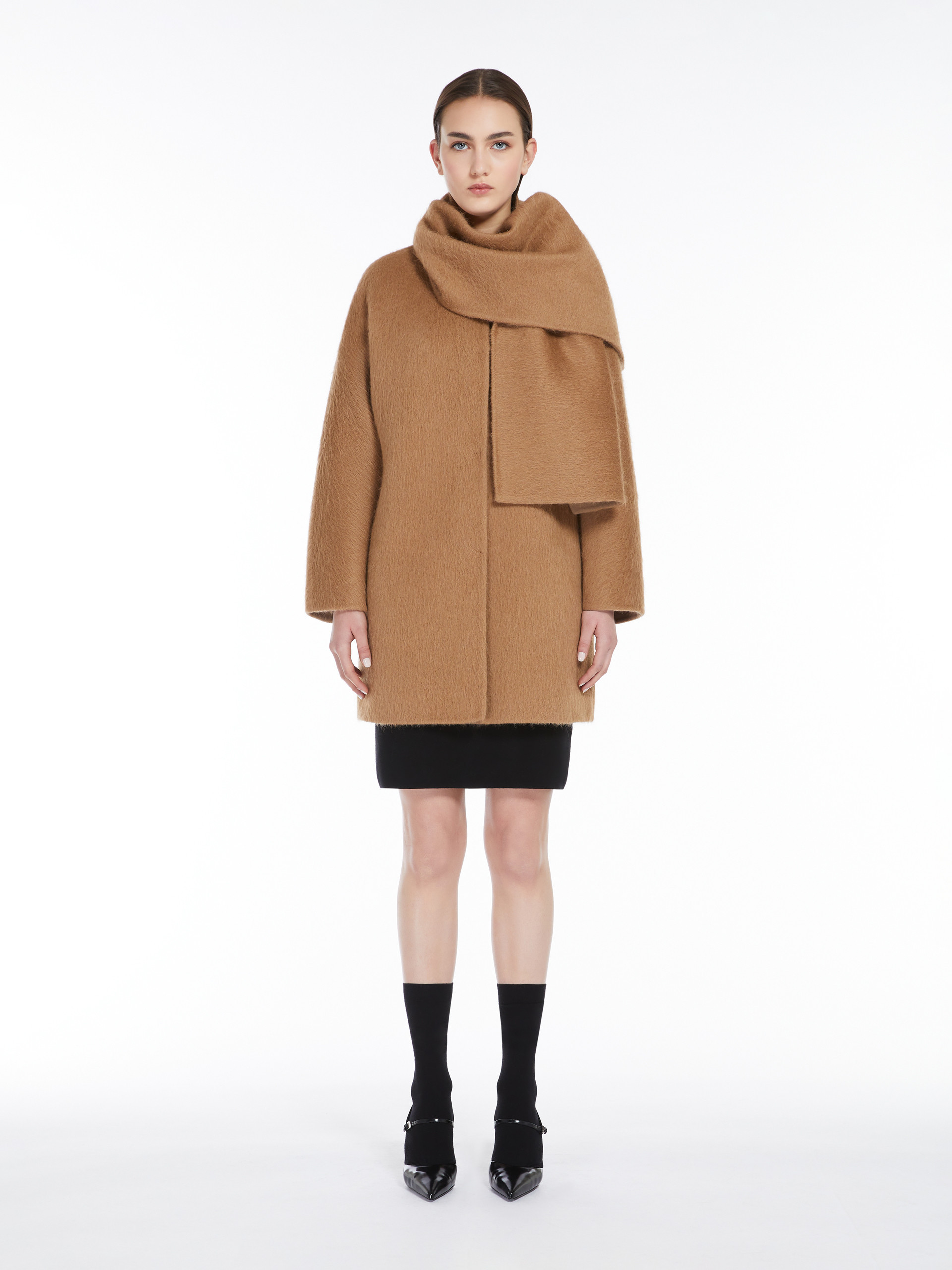 MAX MARA ALPACA WOOL AND WOOL COAT WITH A SCARF