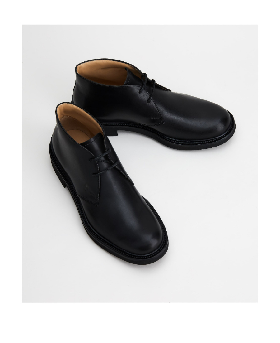 Tod's Lace-up Desert Boots In Black