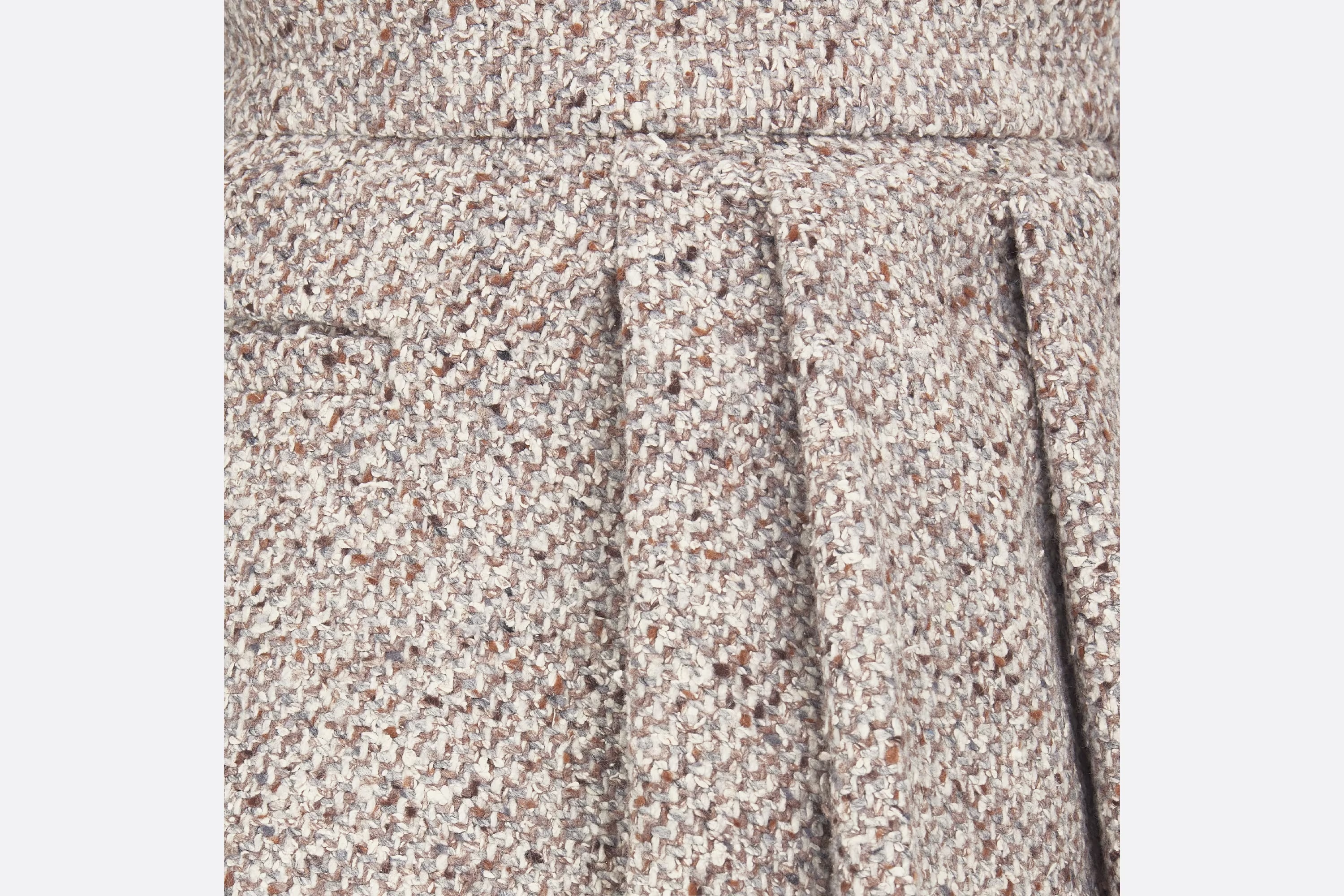 Dior Pleated Initial Shearing Shorts In Nude