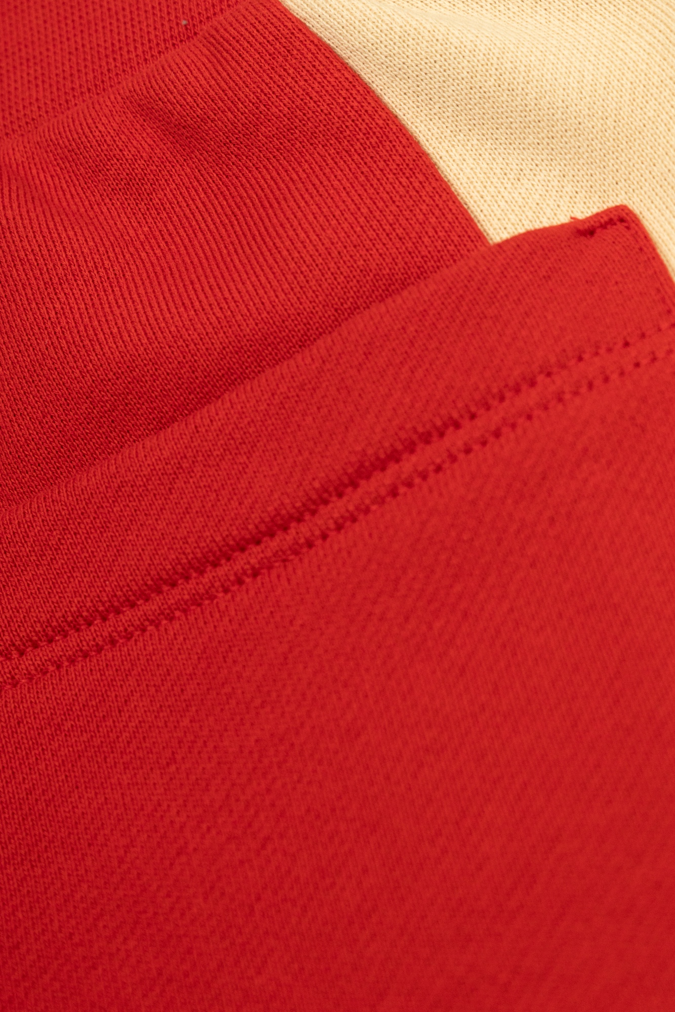 Versace Logo-print Two-tone Cotton Shorts In Red