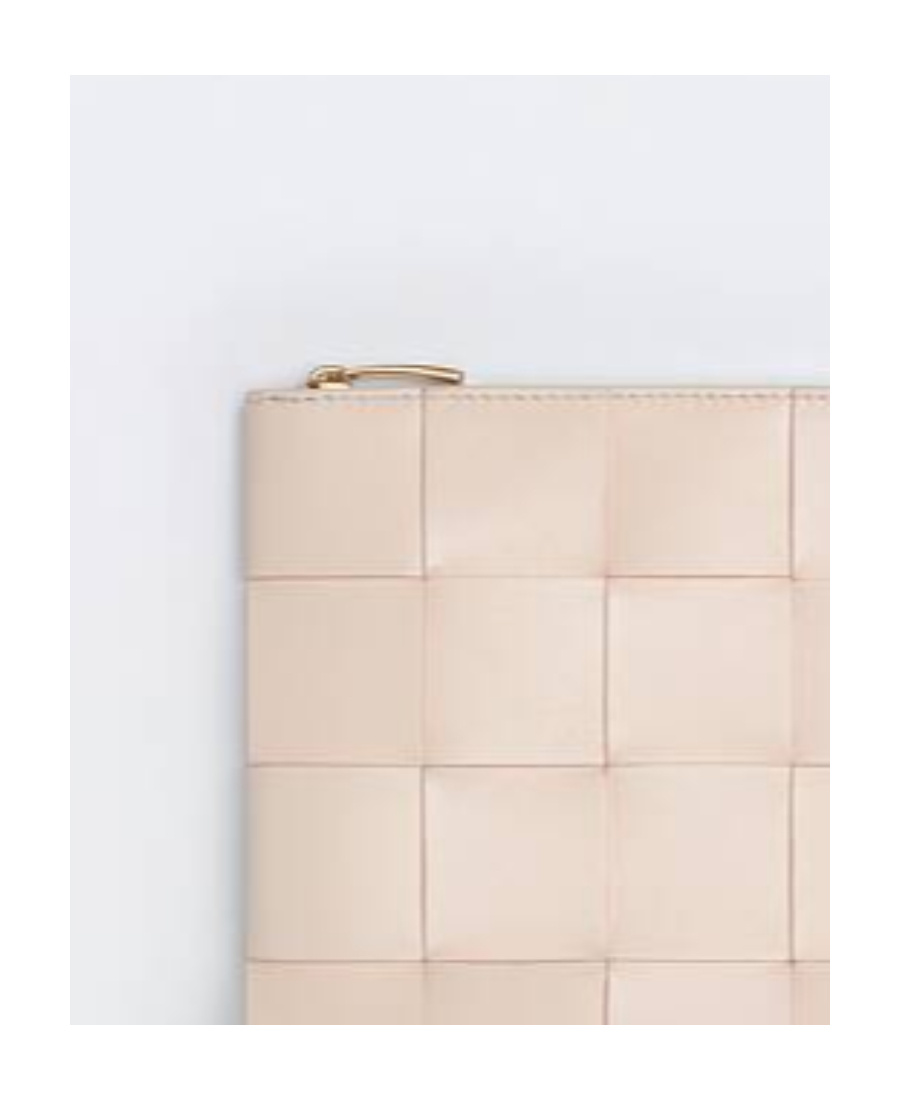 Bottega Veneta Intrecciato Clutch Bag In Nude