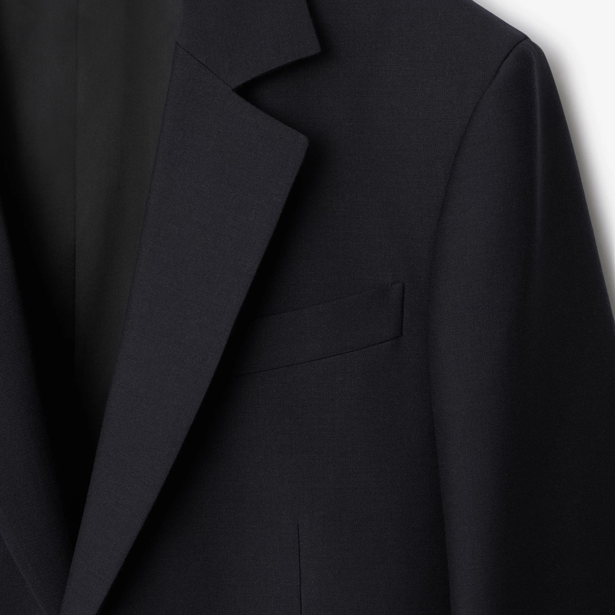 Burberry Tailored Jacket Crafted With Dark Navy Wool Twill In Black