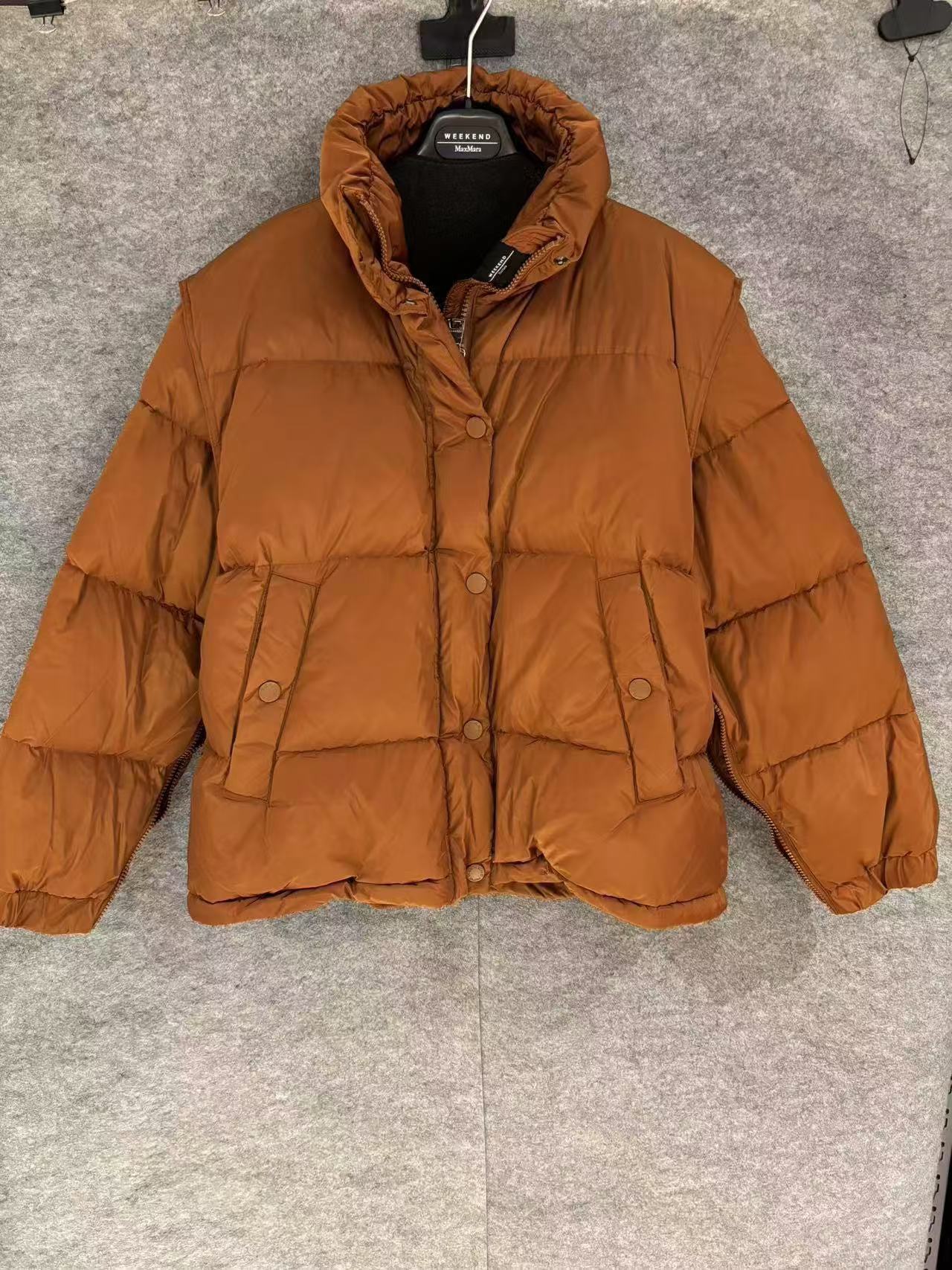 Weekend Max Mara Long-sleeved Cotton Clothes In Brown