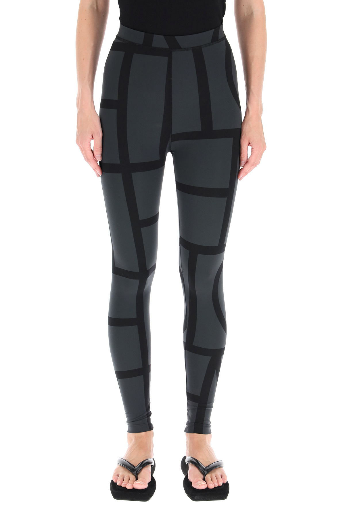 Totême Two-tone Graphic-print Leggings In Black