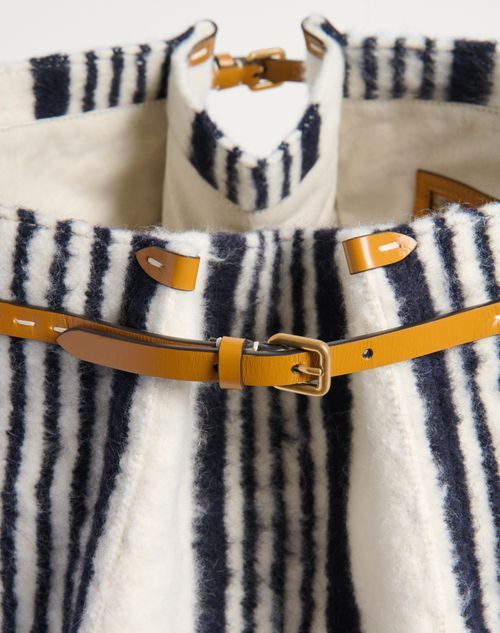 VALENTINO GARAVANI VALENTINO	ANTIBES VLOGO SIGNATURE TOTE BAG