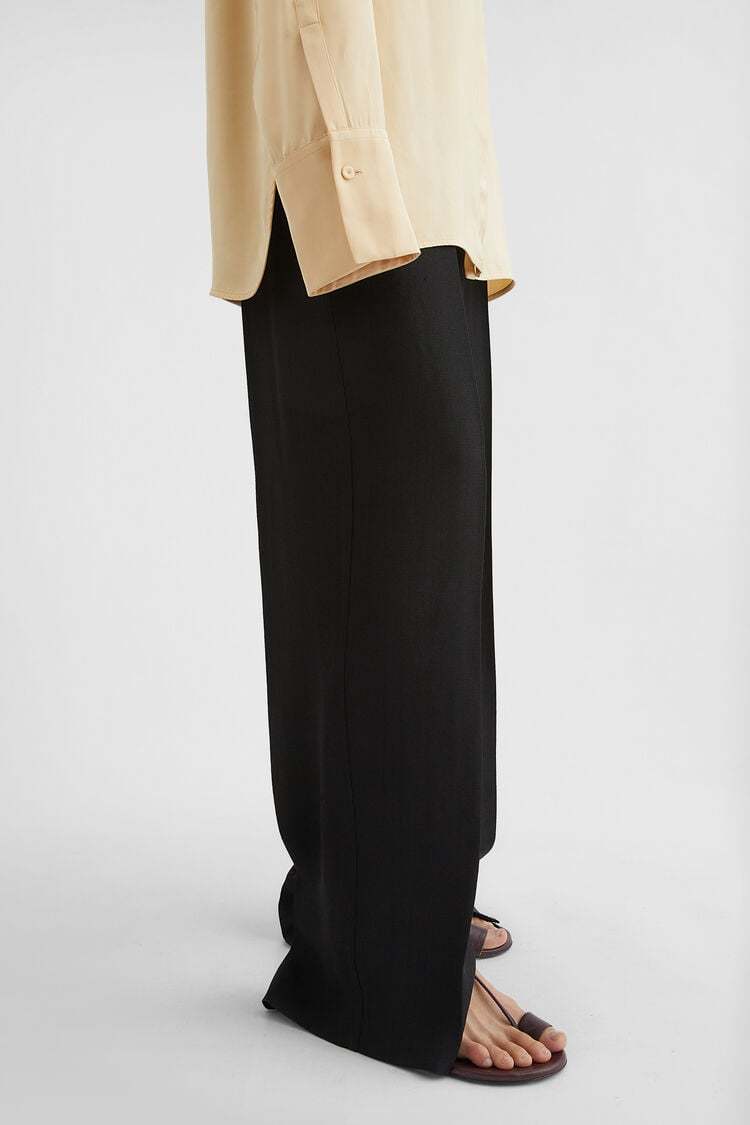 Jil Sander Long Relaxed Wide Leg Pleated Pant In Black