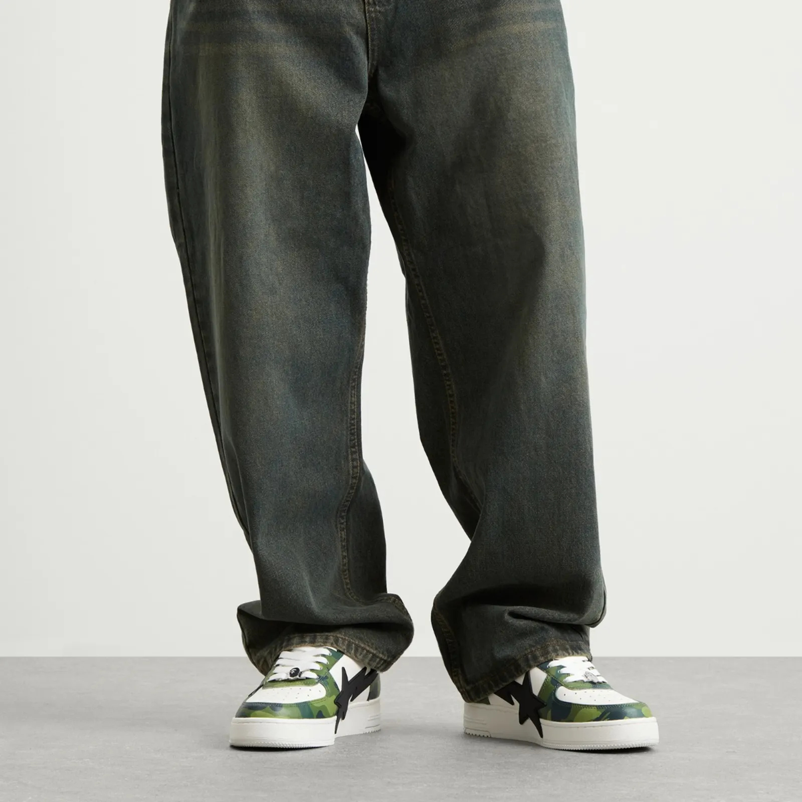 A Bathing Ape Round Toe Sneakers In Green