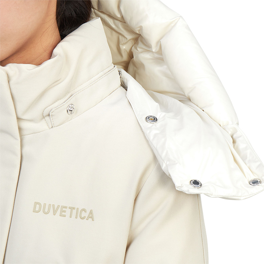 Duvetica Long-sleeved Hooded Down Jacket In White