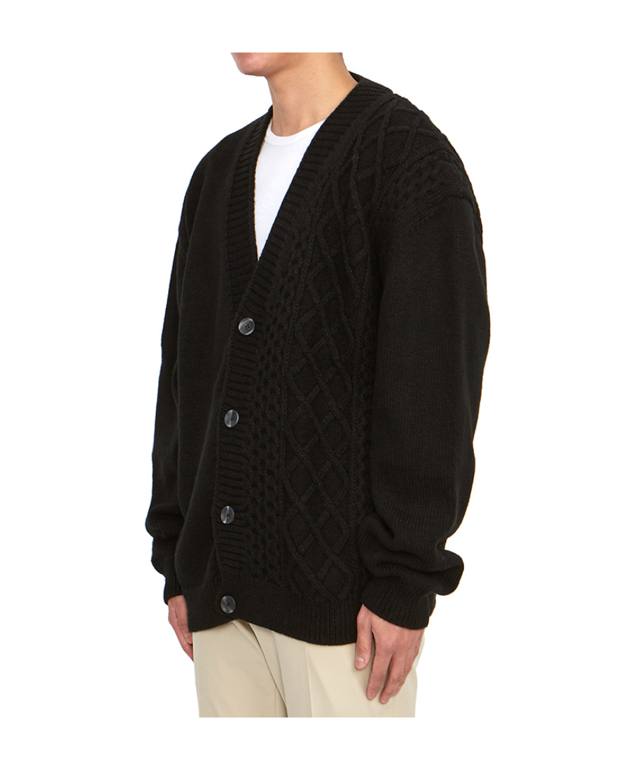 Family First V-neck Long-sleeved Sweater In Black