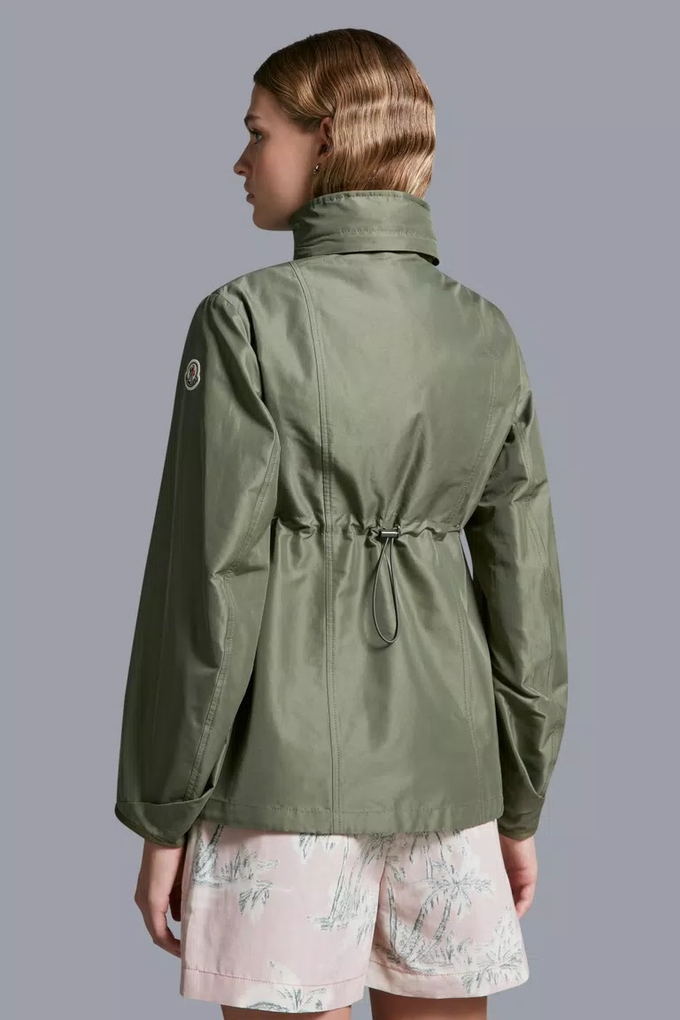 Moncler Ilo Concealed-hood Jacket In Green