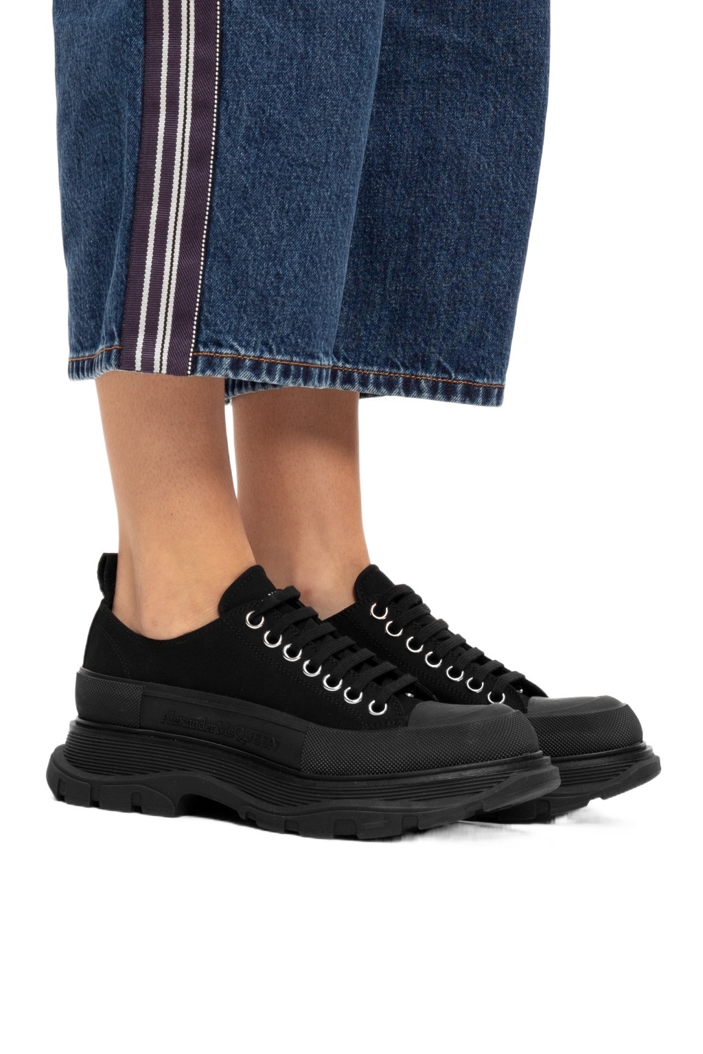 Alexander Mcqueen Black Canvas Tread Slick Platform Low Sneakers In Black