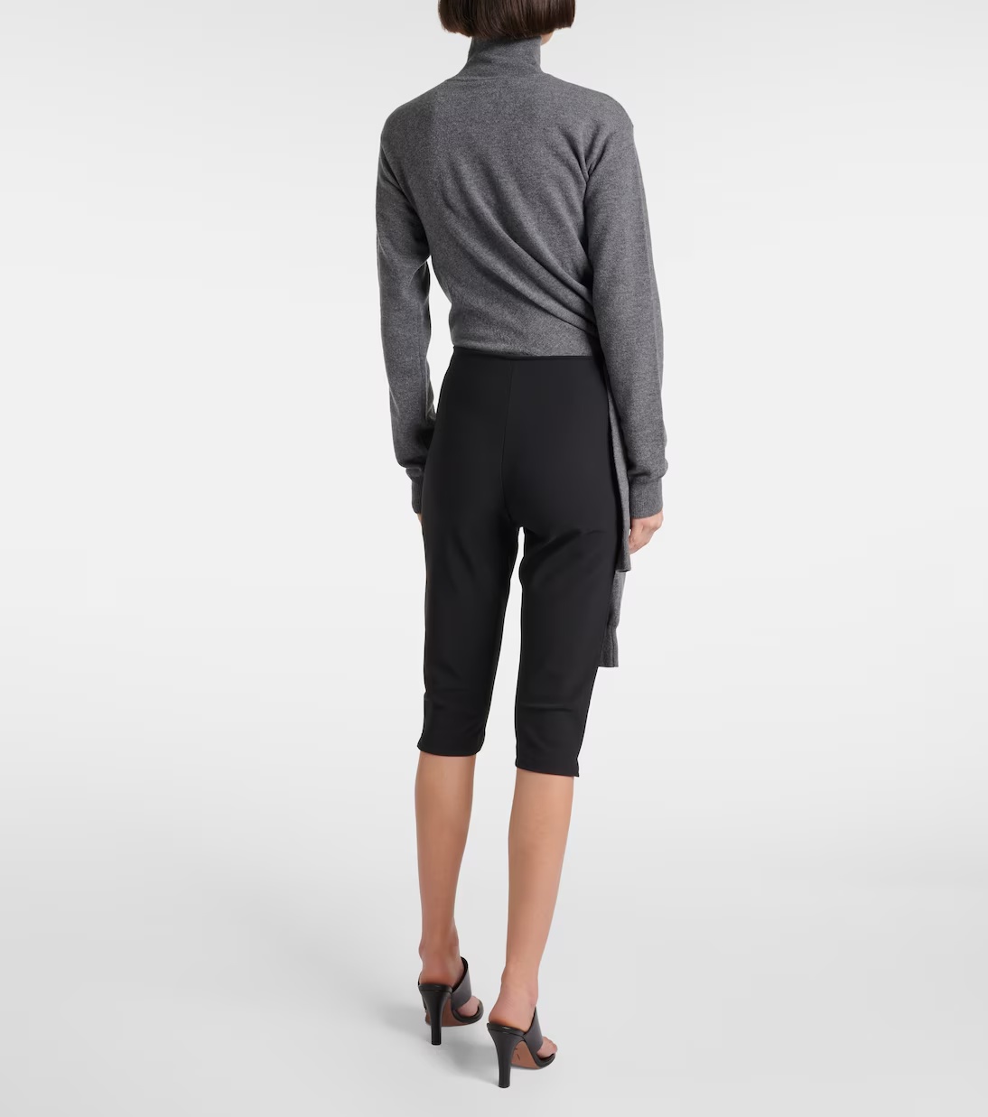 Rohe Cropped Casual Pants In Black