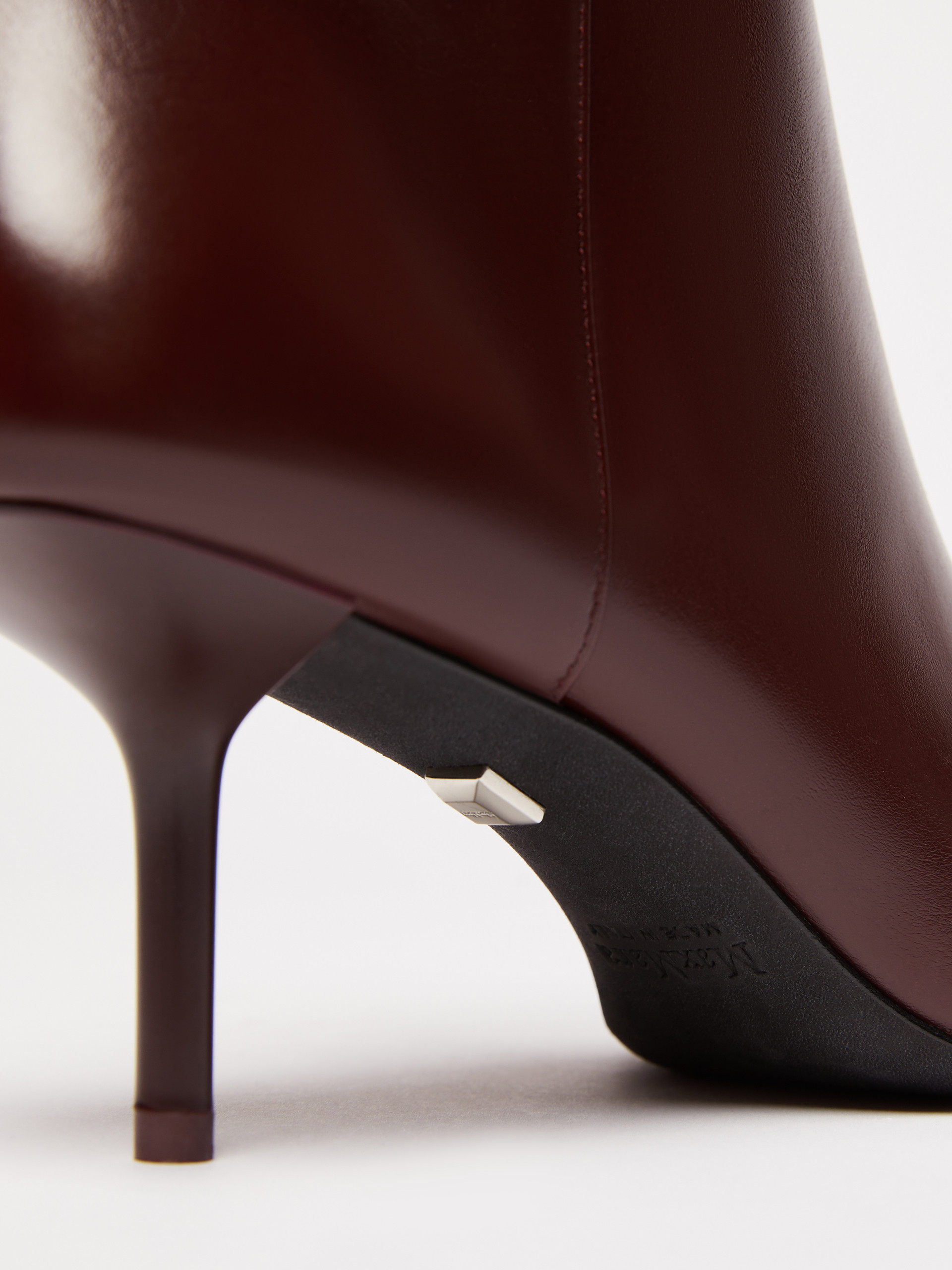 Max Mara Leather Ankle Boots With Zip In Red