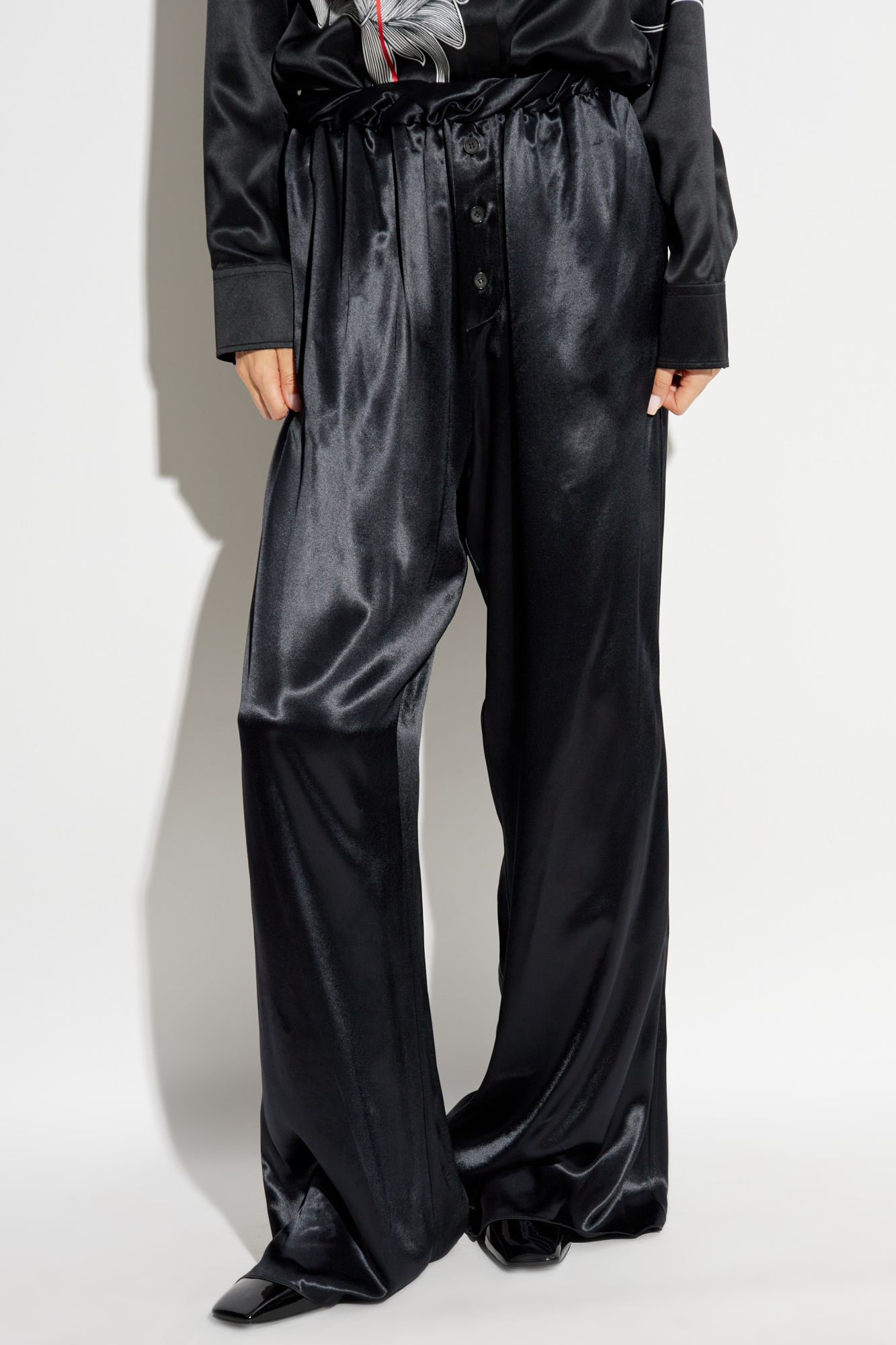 Ferragamo Elastic Waist Casual Pants In Black