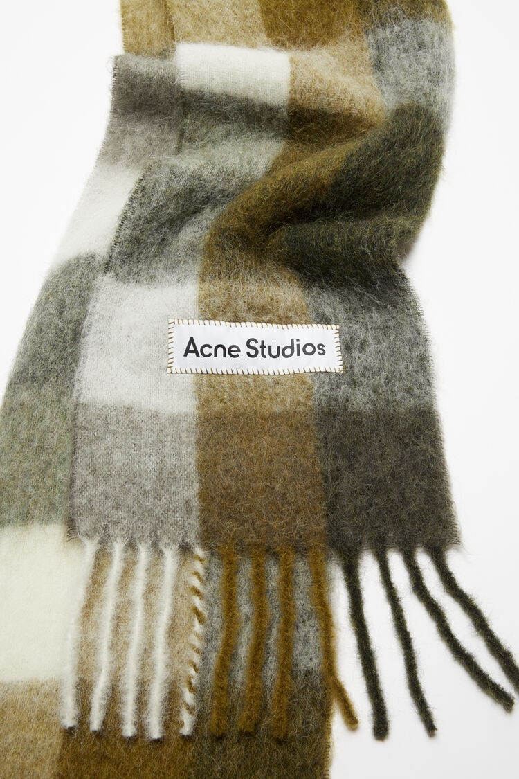 Acne Studios Checkered Motif Scarf In Green