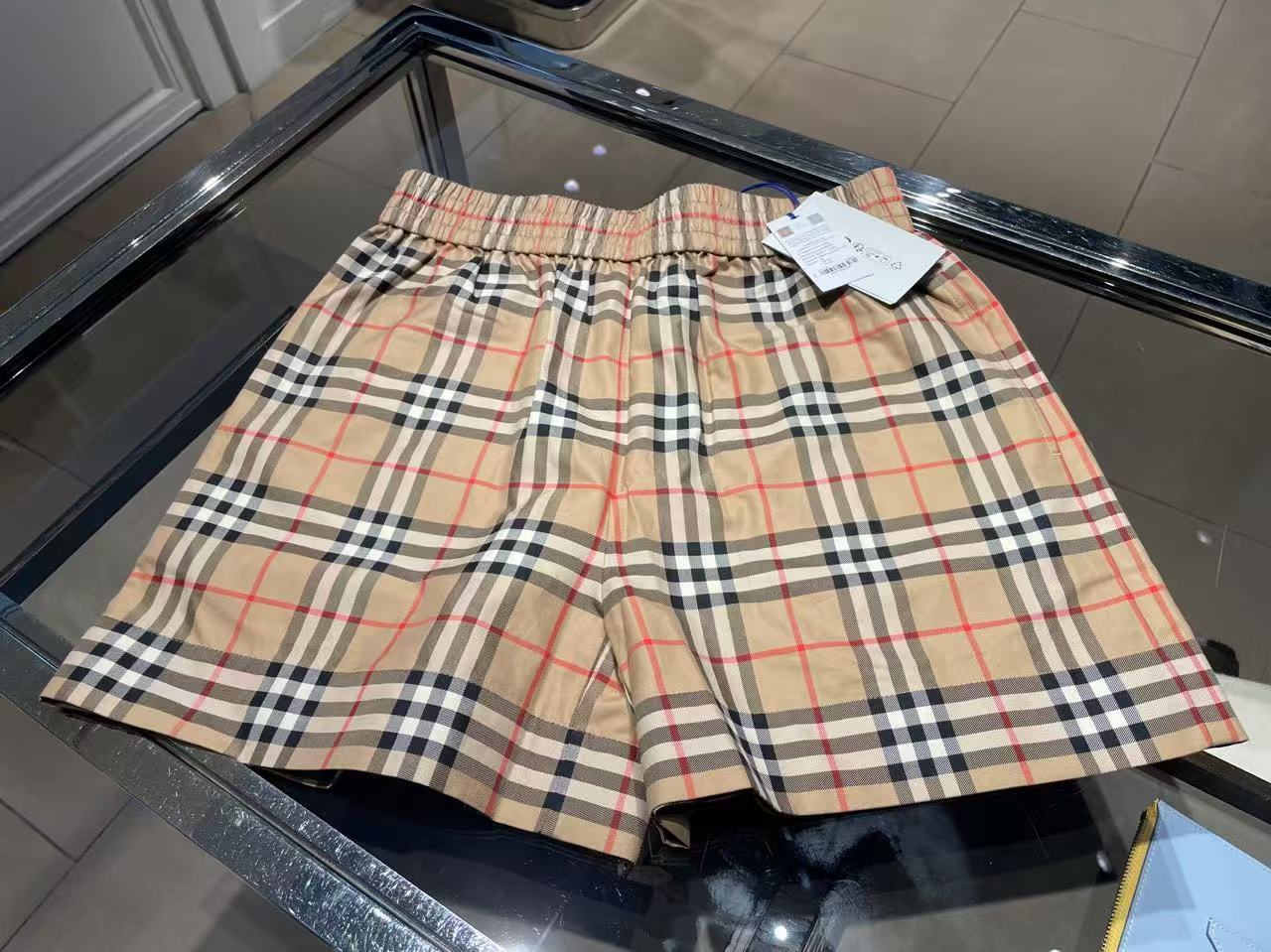 BURBERRY CHECK SHORTS 