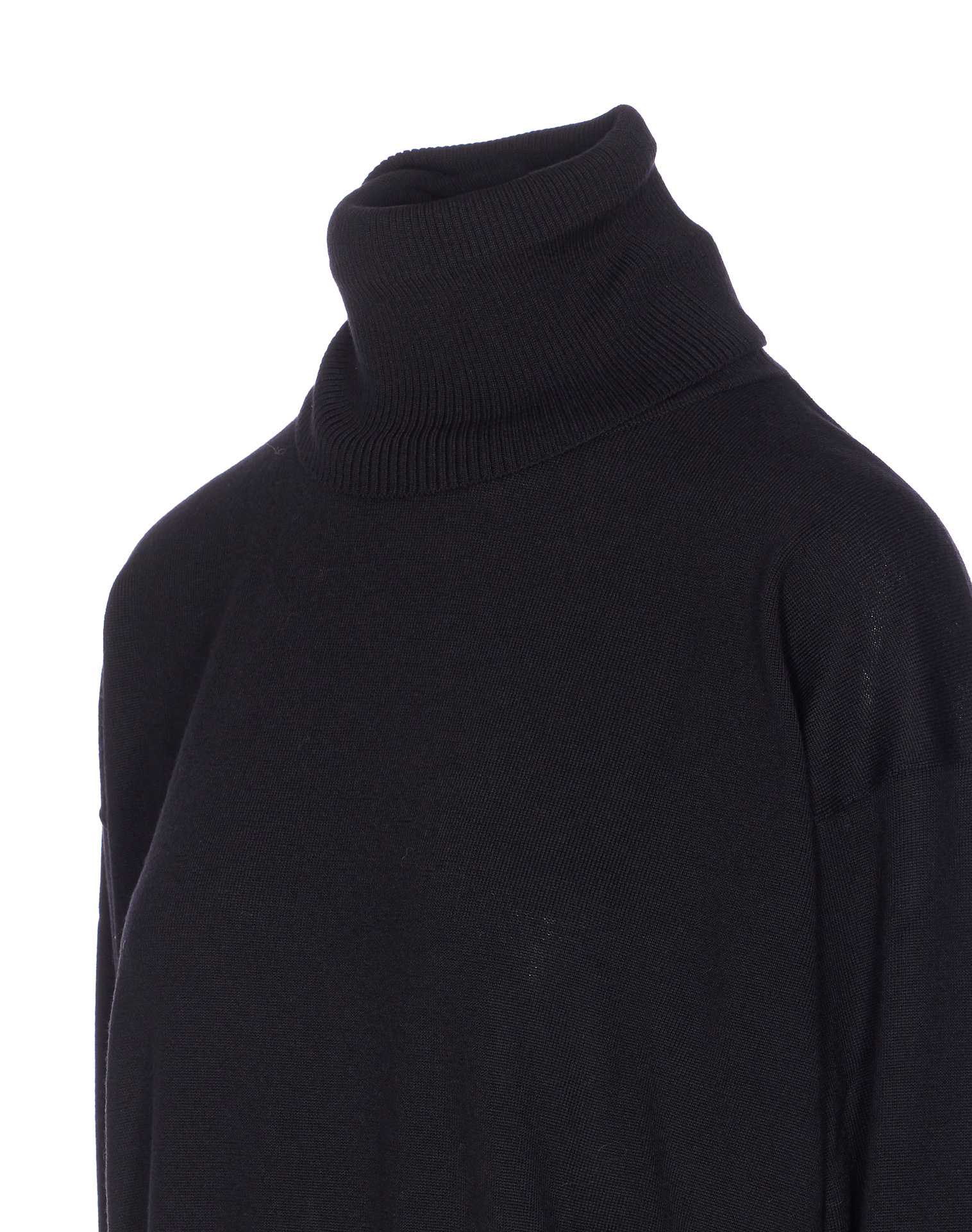 Filippa K Relaxed Turtleneck Sweater In Black