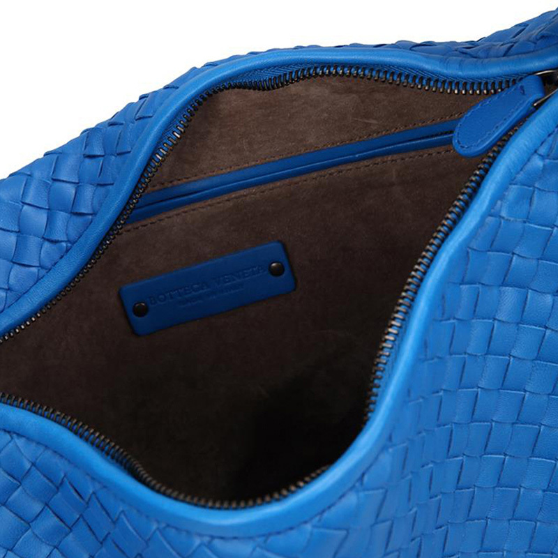 Bottega Veneta Knitted Detail Handbag In Blue
