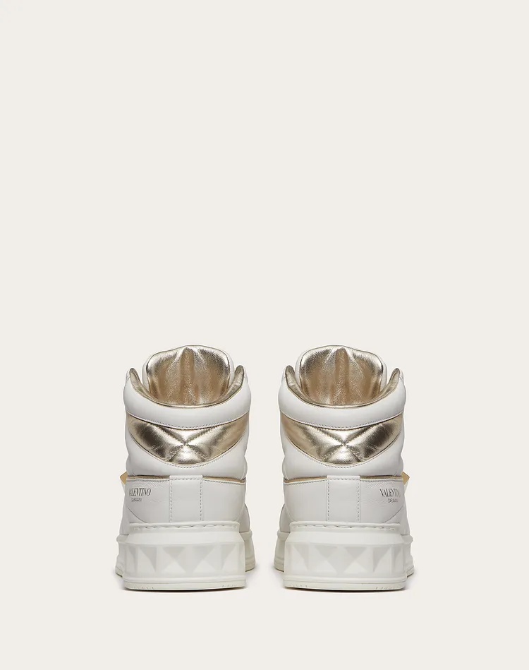 Valentino Roman Stud-embellishment Lace-up Sneakers In White