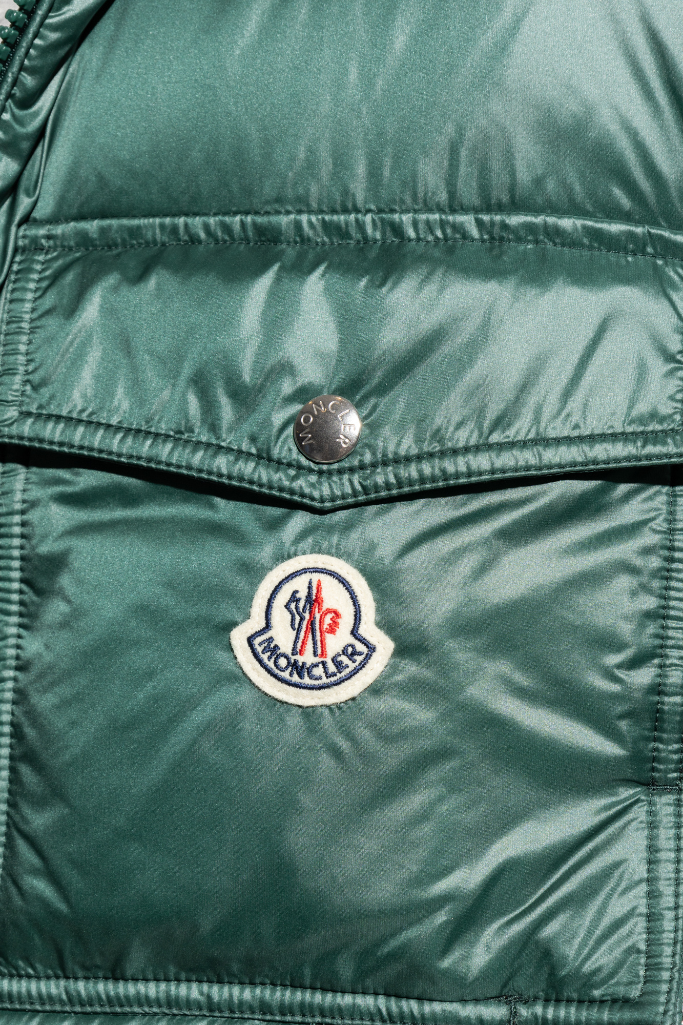Moncler Logo-patch Padded Jacket In Green