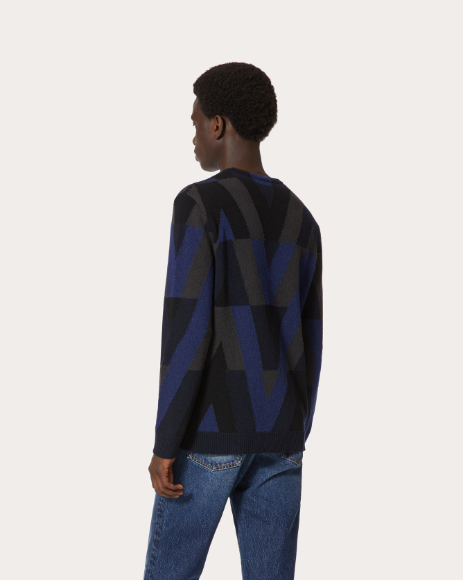 VALENTINO NAVY BLUE / BLACK WOOL ROUND NECK SWEATER 
