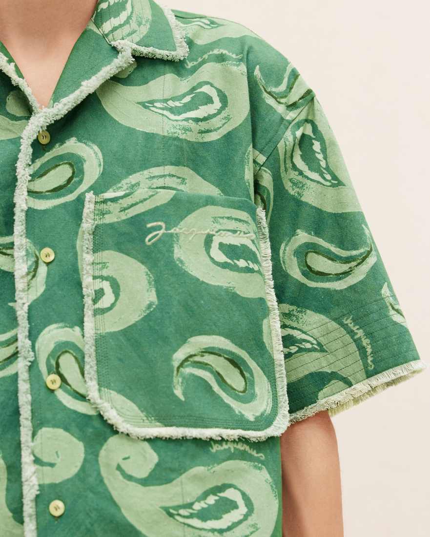 Jacquemus Artichaut Paisley-print Frayed-edge Shirt In Green