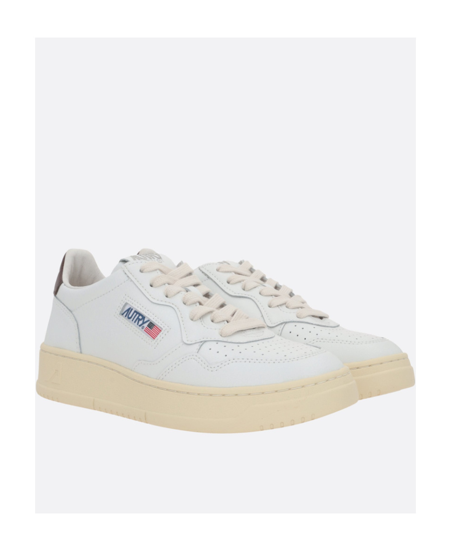 Autry Medalist Low-top Sneakers In White