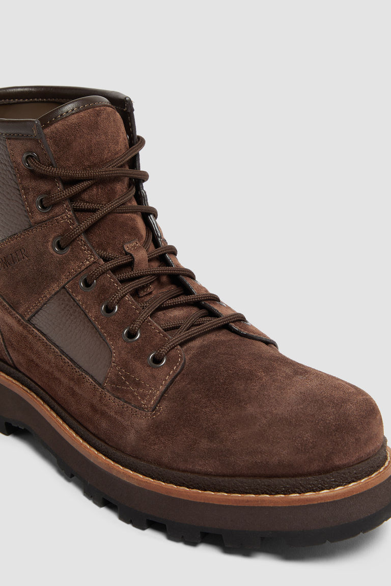 Moncler Bottes En Daim Et Cuir Peka Camp In Brown