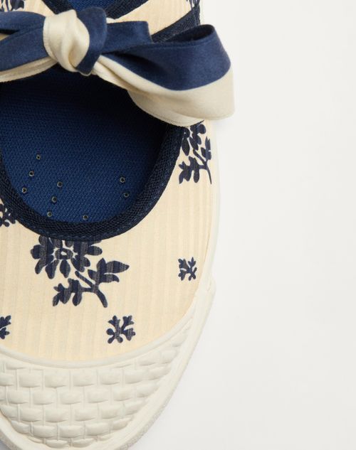 Valentino Bay By Bay Ballerina Rubber-trimmed Printed Silk-jacquard Sneakers In Nude