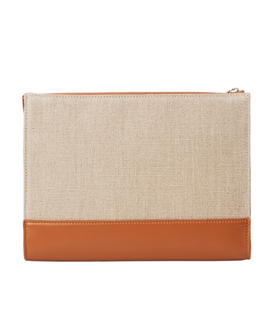 Chloé Embossed-logo Clutch Bag In Nude