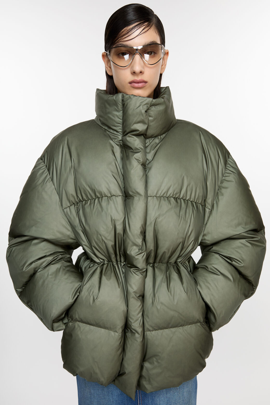 Acne Studios Fitted-waist Puffer Jacket In Green