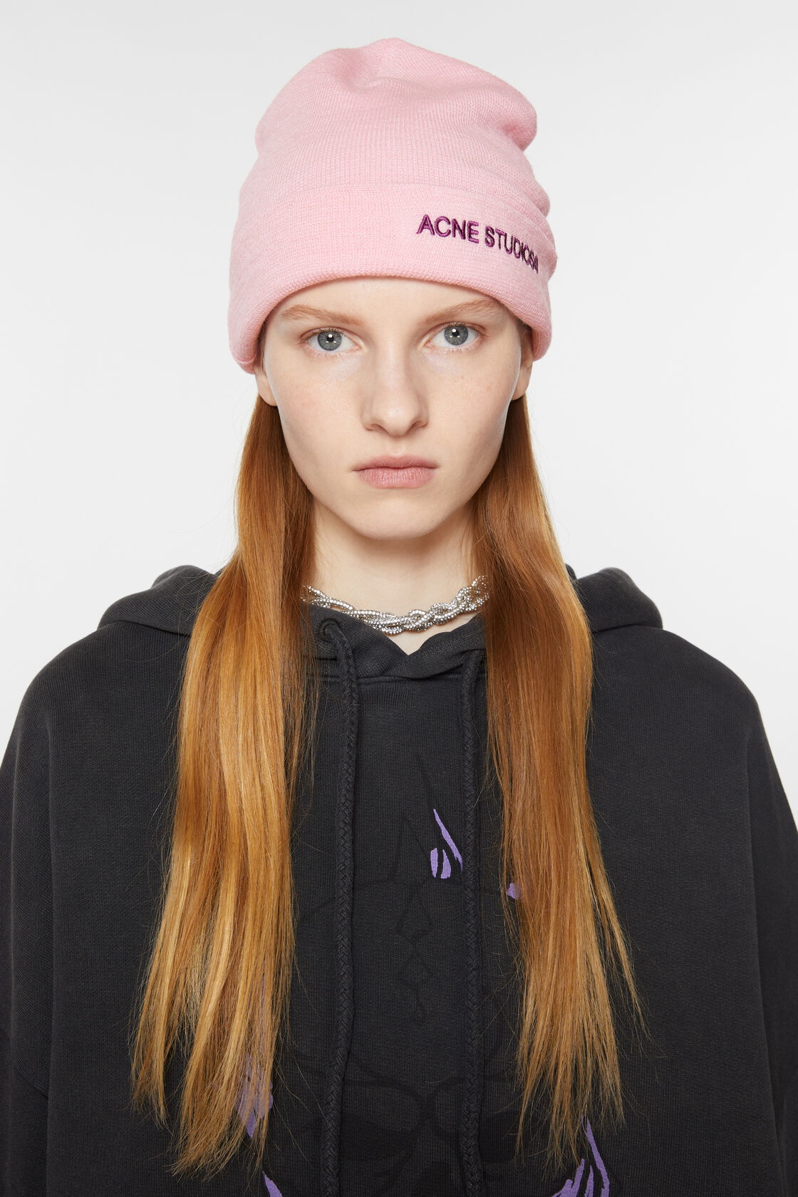 Acne Studios Logo Knitted Wool Hat In Pink