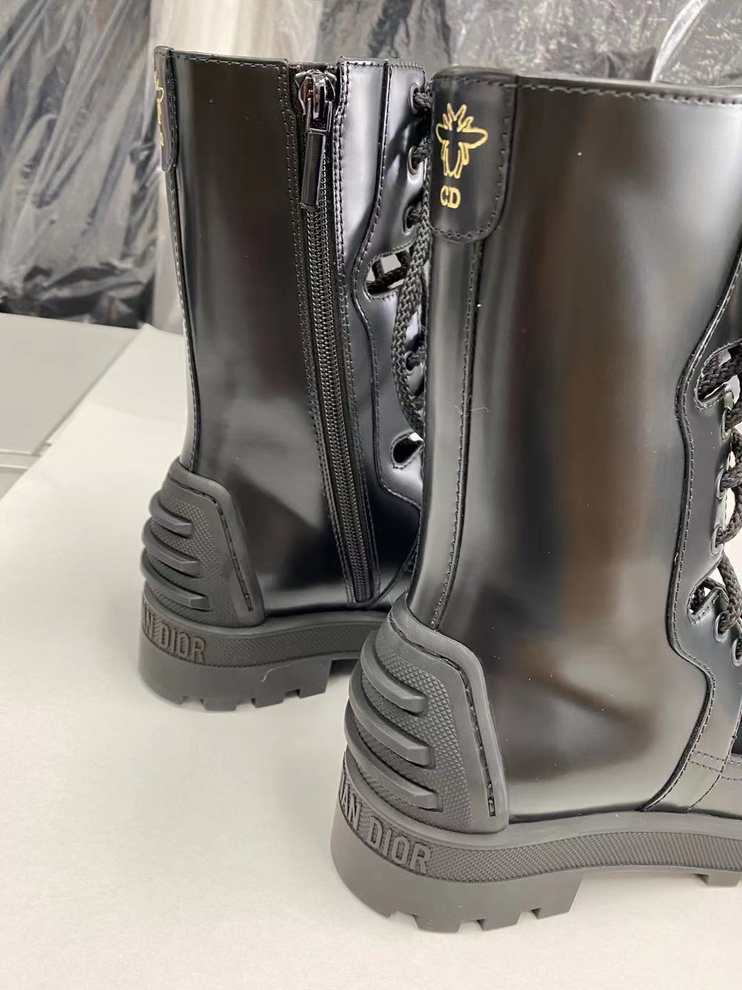 Dior Laced Boots In Black