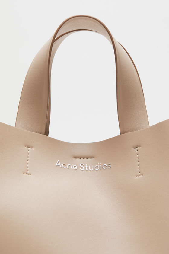 Acne Studios Musubi Logo Detailed Tote Bag In Taupe Beige